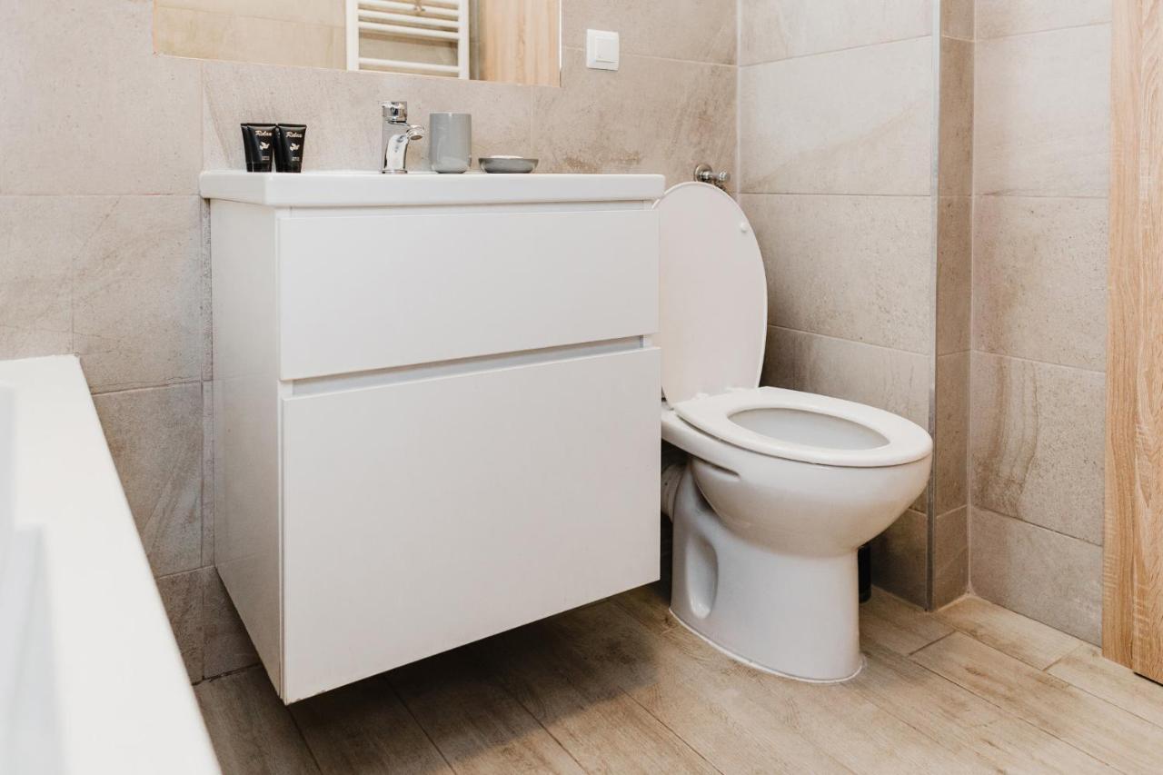 קלוז'-נאפוקה City View Apartment With Free Parking מראה חיצוני תמונה