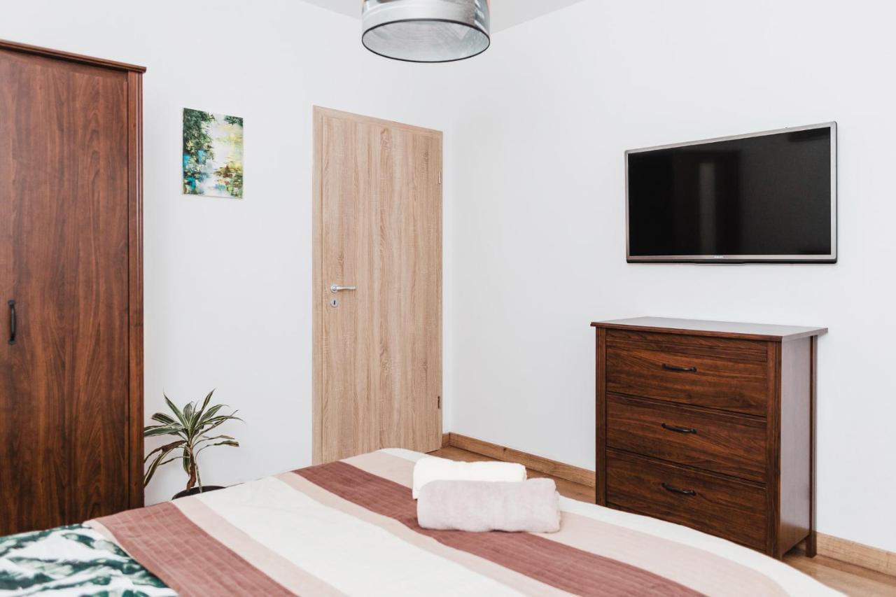 קלוז'-נאפוקה City View Apartment With Free Parking מראה חיצוני תמונה